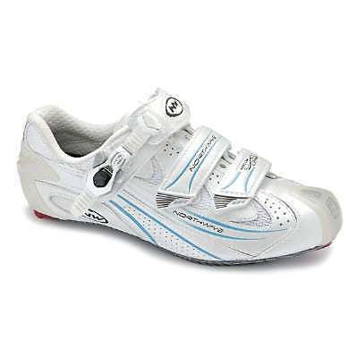 clearance cycling shoes canada