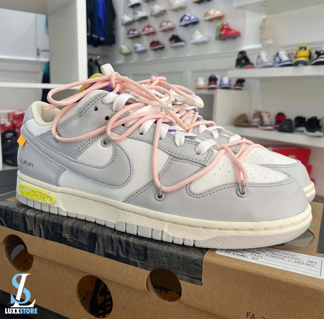 Off-White Dunk Lot 24