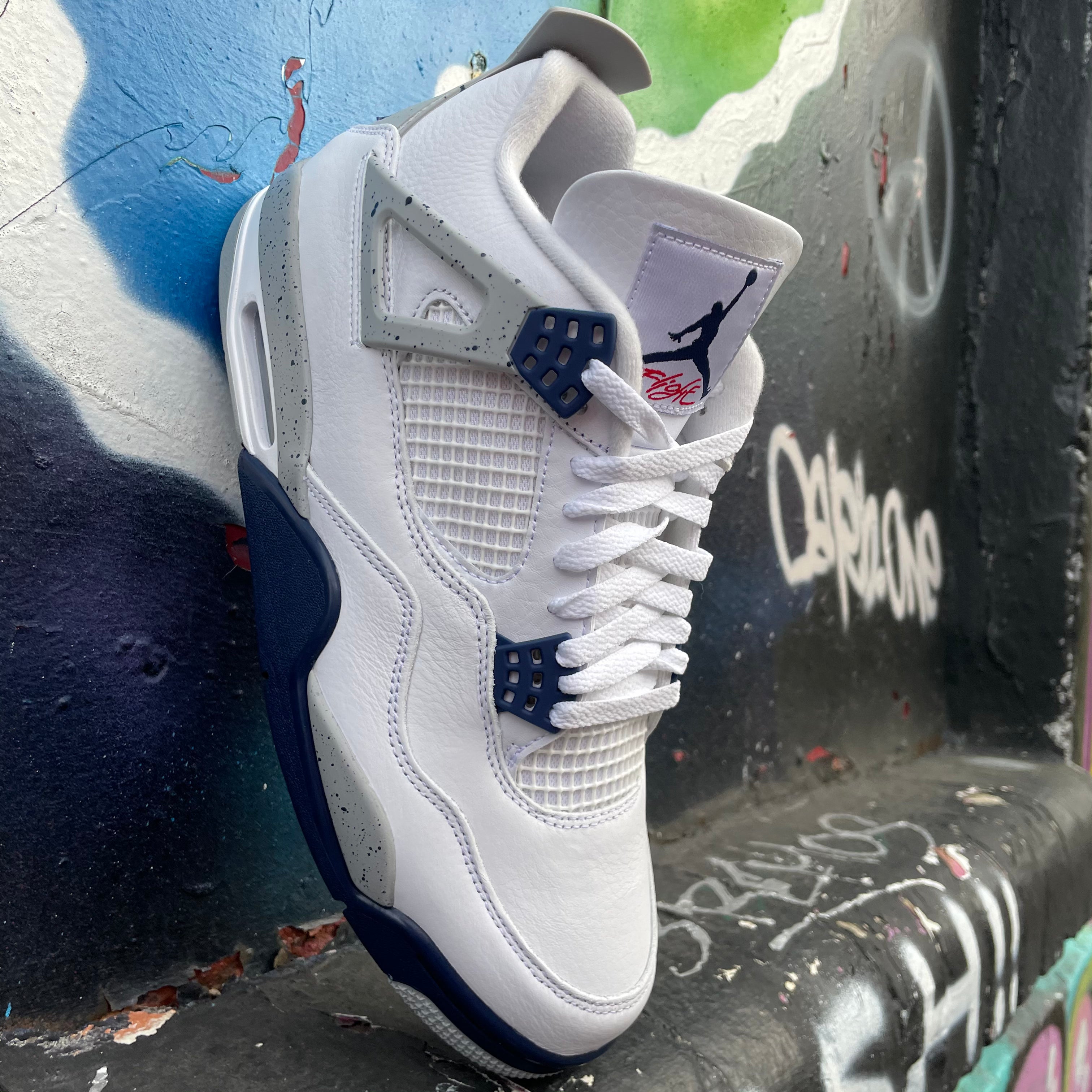 Jordan 4 Midnight Navy