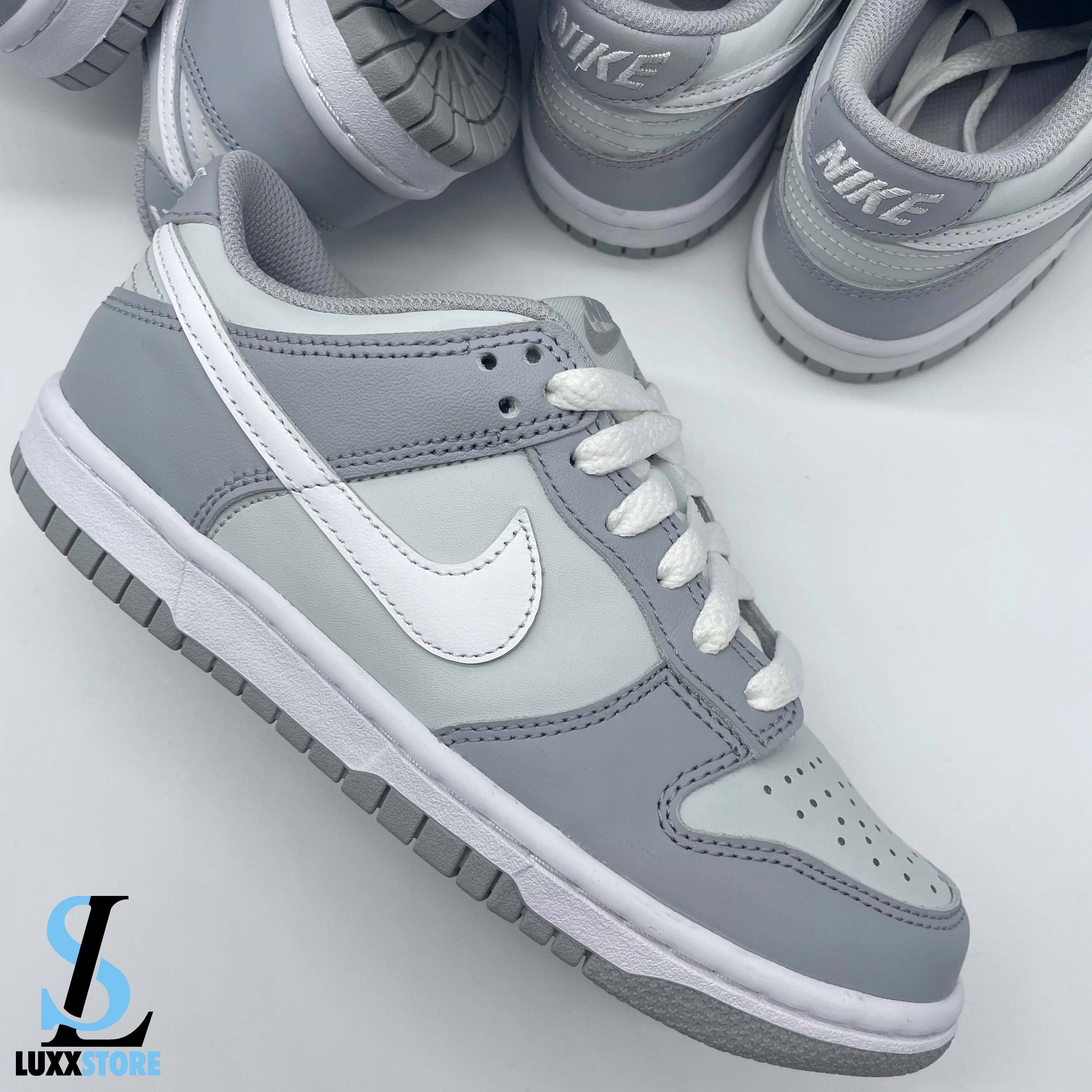 Dunk Two Tone Wolf Grey