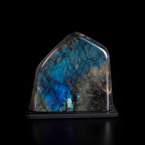 Labradorite significato proprietà pietra cristalloterapia