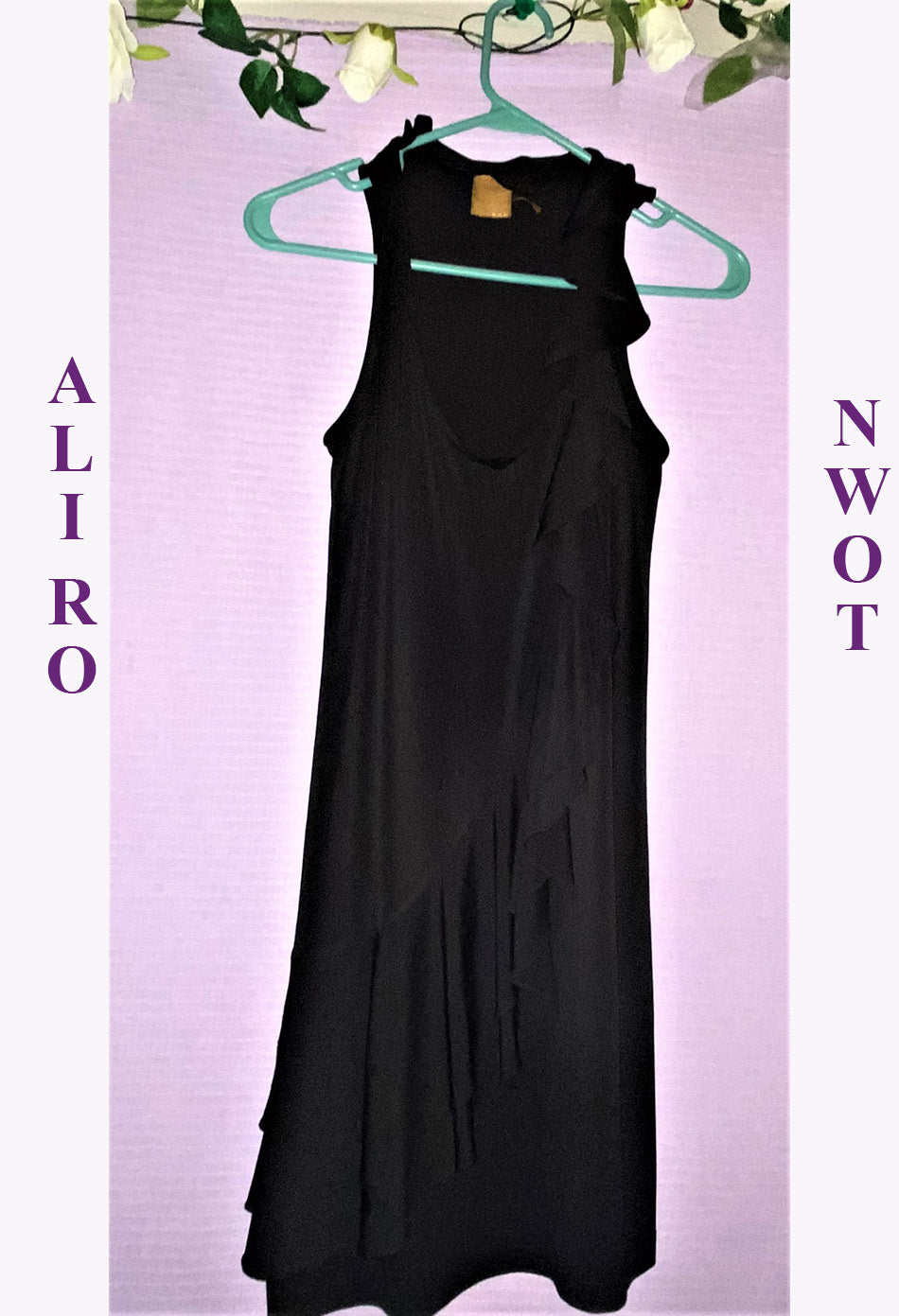NWOT ALI RO BLACK SLEEVELESS DRESS THAT IS A SIZE 0 GENEROUS STRETCH🌹