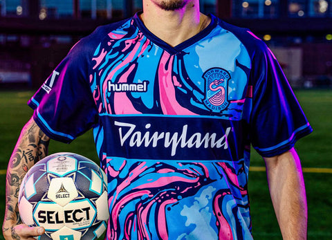 The iconic Forward Madison FC Dripkit jersey