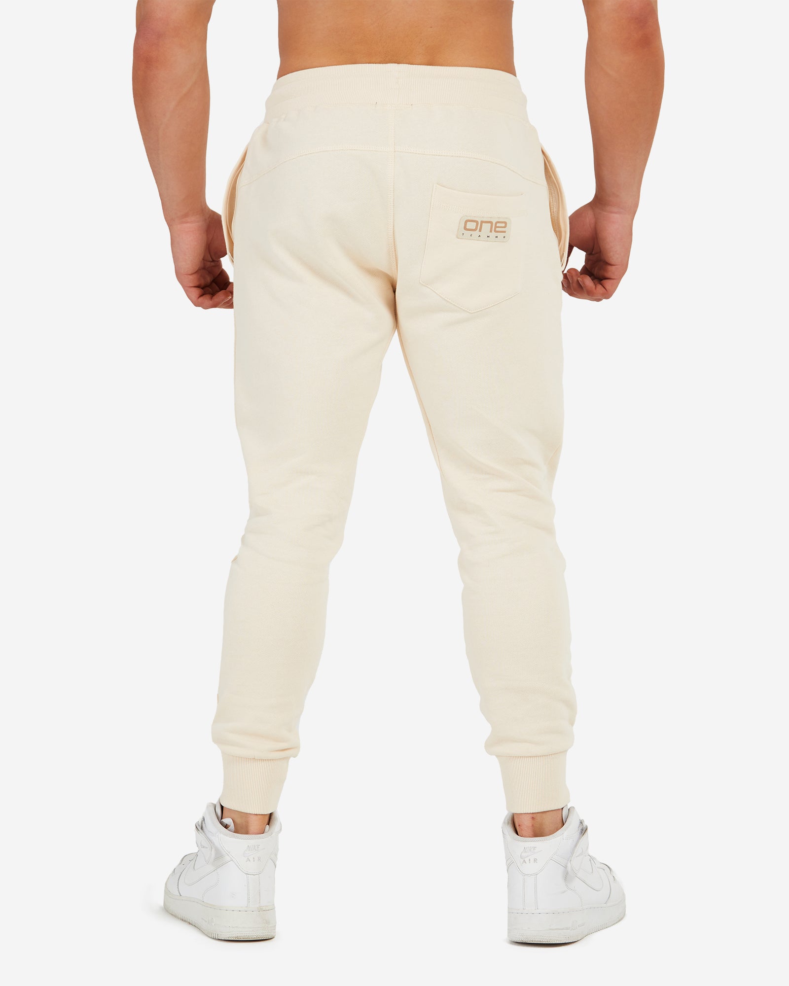 TEAMM8 One Sweatpant - Amazing