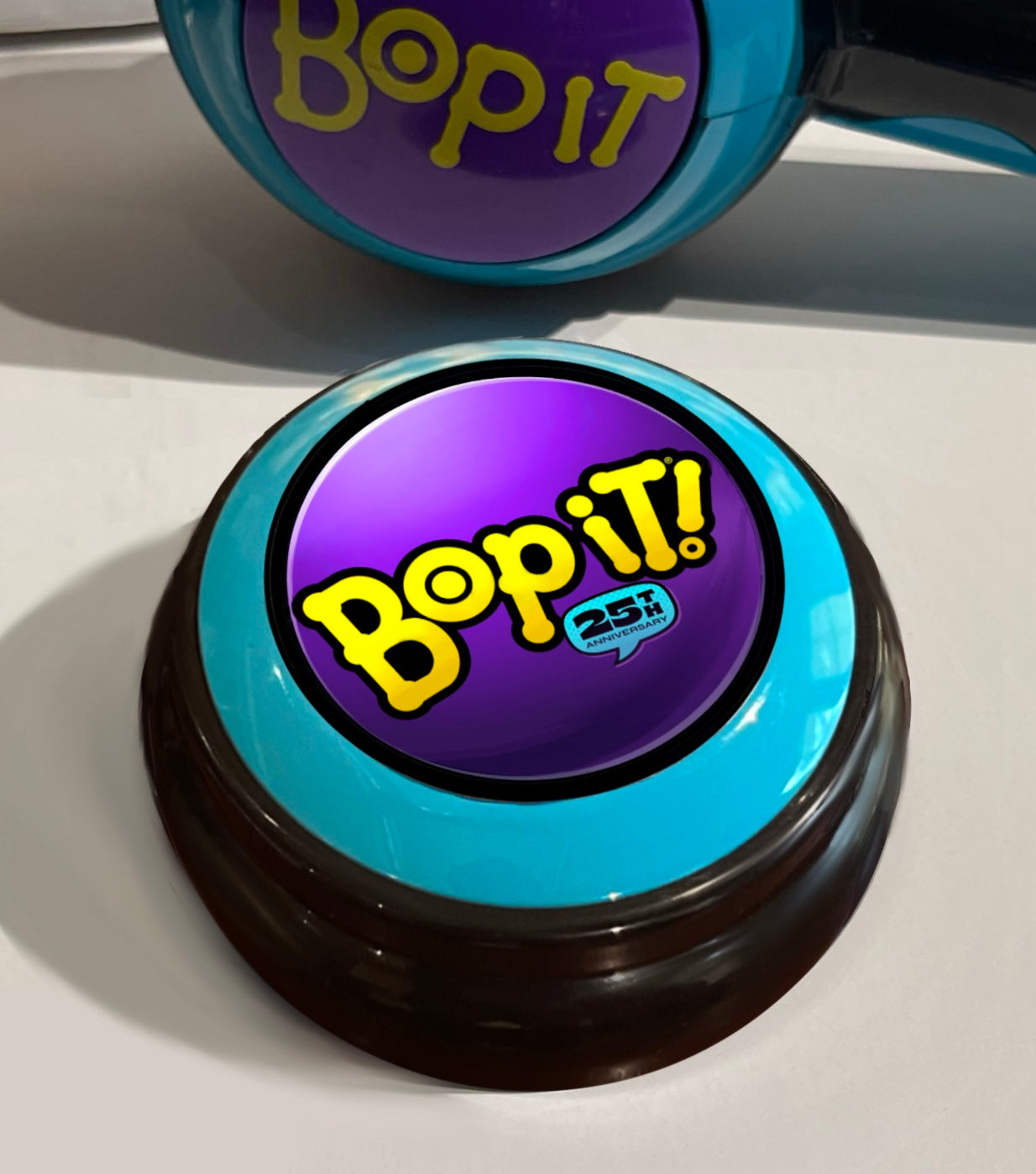 The Bop It Button OG Inventor’s 25th Anniversary Bonus EditionN