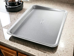 Get the best baking pans for cookies – nonstick, even-baking & made in USA. Shop top-rated nonstick cookie trays for flawless results!