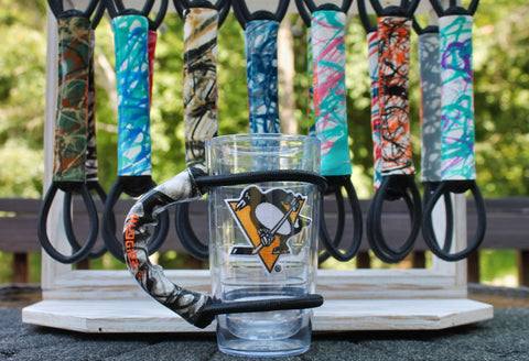 Muggiez Drink Handle Display with a Tervis Cup and your favorite sports team