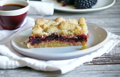 Seedless Blackberry Jam Shortbread Bars