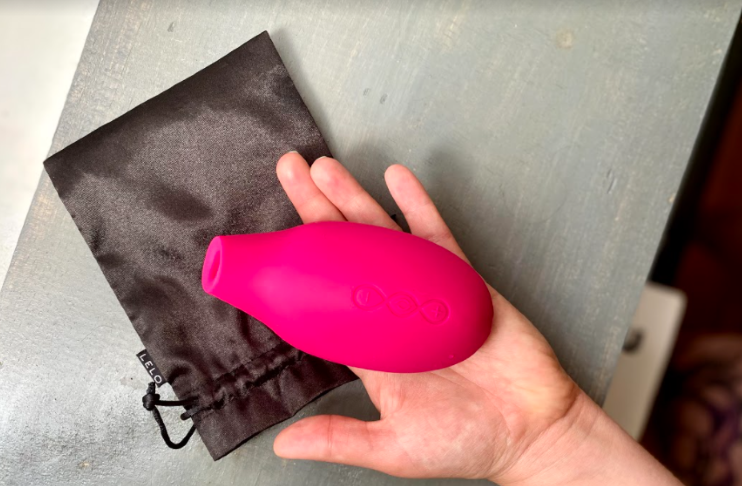 Lelo Sona 2 air pressure vibrator