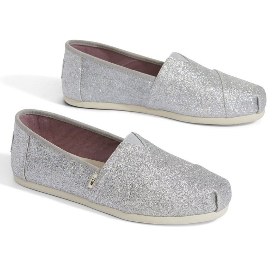 garen Scully toren Women's Shoes, Silver Glitter | TOMS Classic – Mina Boutique