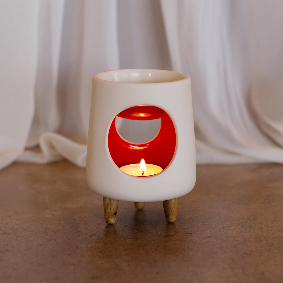 Ceramic wax warmer  Yellow – Ārya Tārā Candles