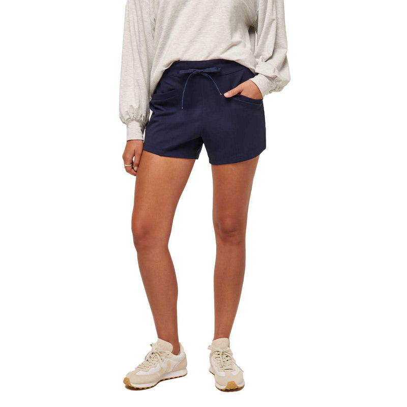 TravisMathew Women's Friday Ponte Pocket Shorts 2024 NAVY