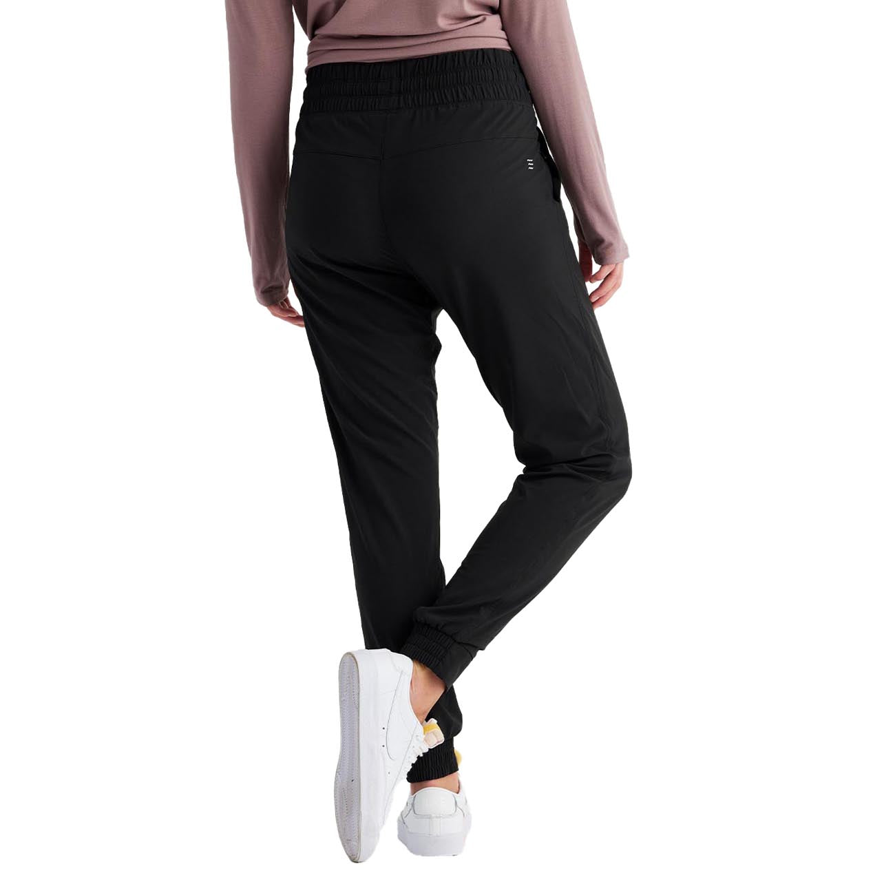 Free Fly Women's Pull-On Breeze Joggers 2024 