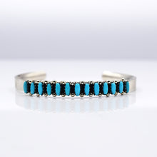 Load image into Gallery viewer, Zuni needlepoint bracelet with Turquoise in 925 silver
