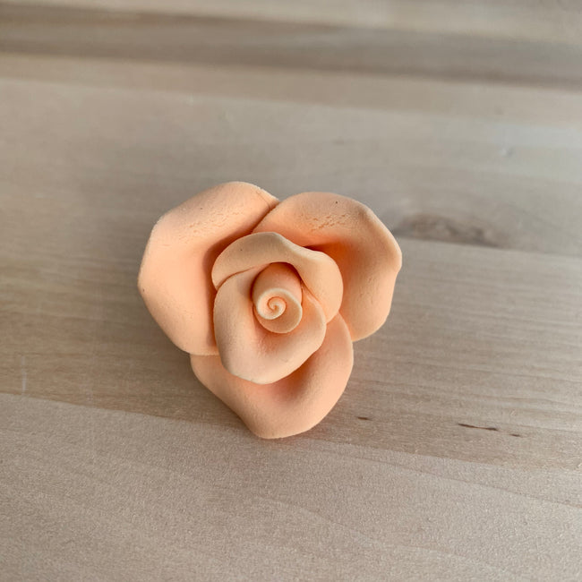 Syötäväkoriste, persikka ruusu 3,5cm – Juhlaunelma