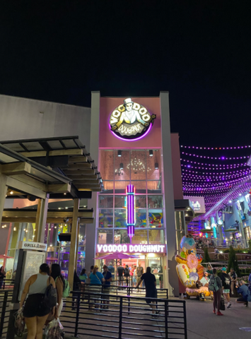 Universal Orlando Citywalk's Rising Star Karaoke & the HUGE Voodoo
