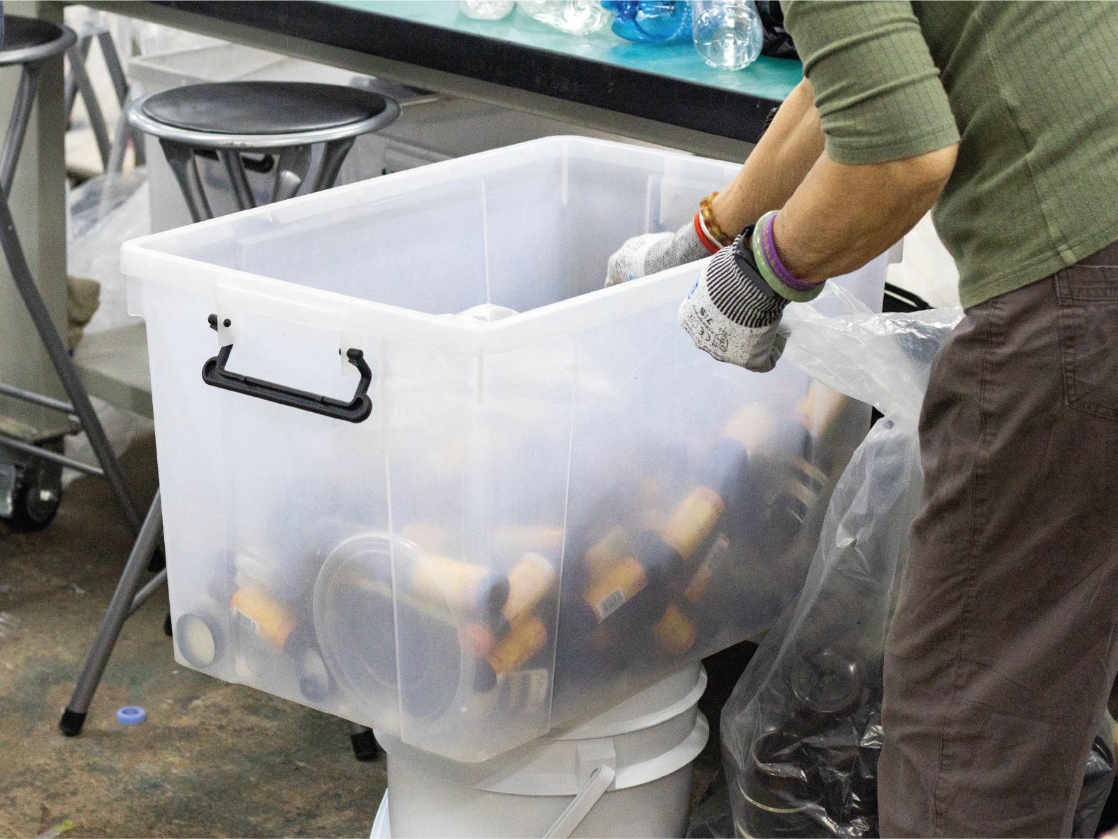 Hong Kong Seniors Sort Recycling At V Cycle