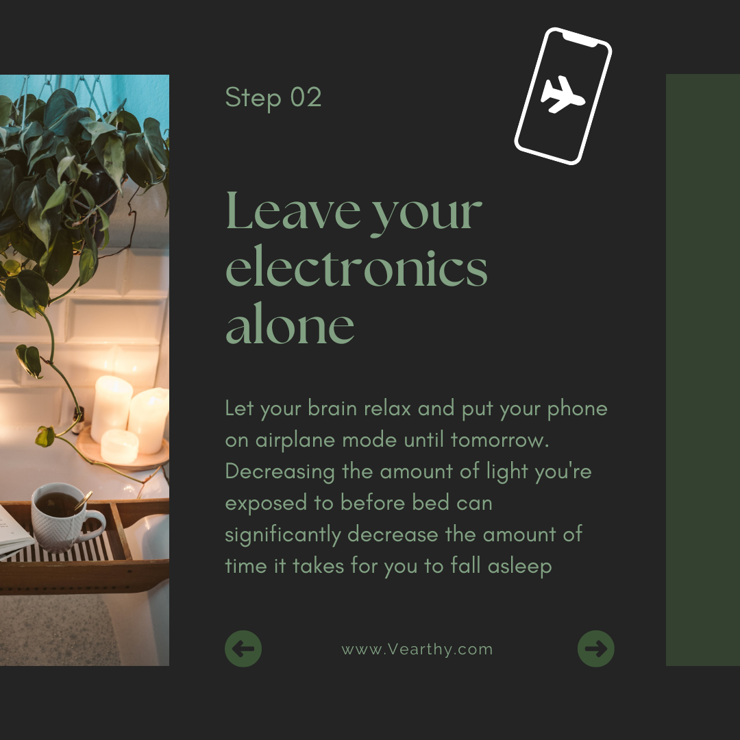 Sleep tip infographic. Tip 2 turn off distracting electronics