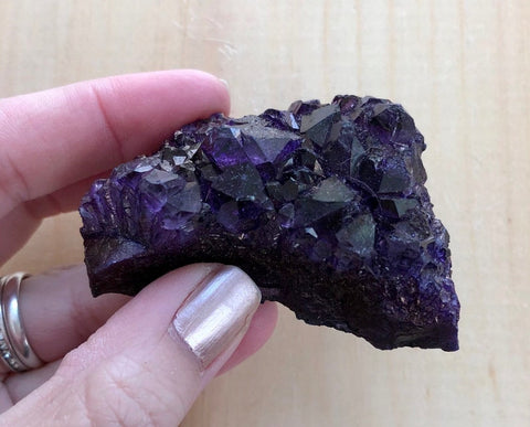 how to tell if amethyst is real