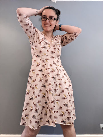 Sewing_with_Stretch_Fabric_Tilly_and_the_Buttons_Joni_Dress