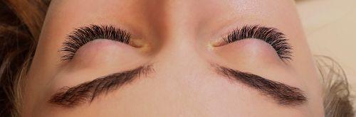 DIY VS Professional Eyelash Extensions