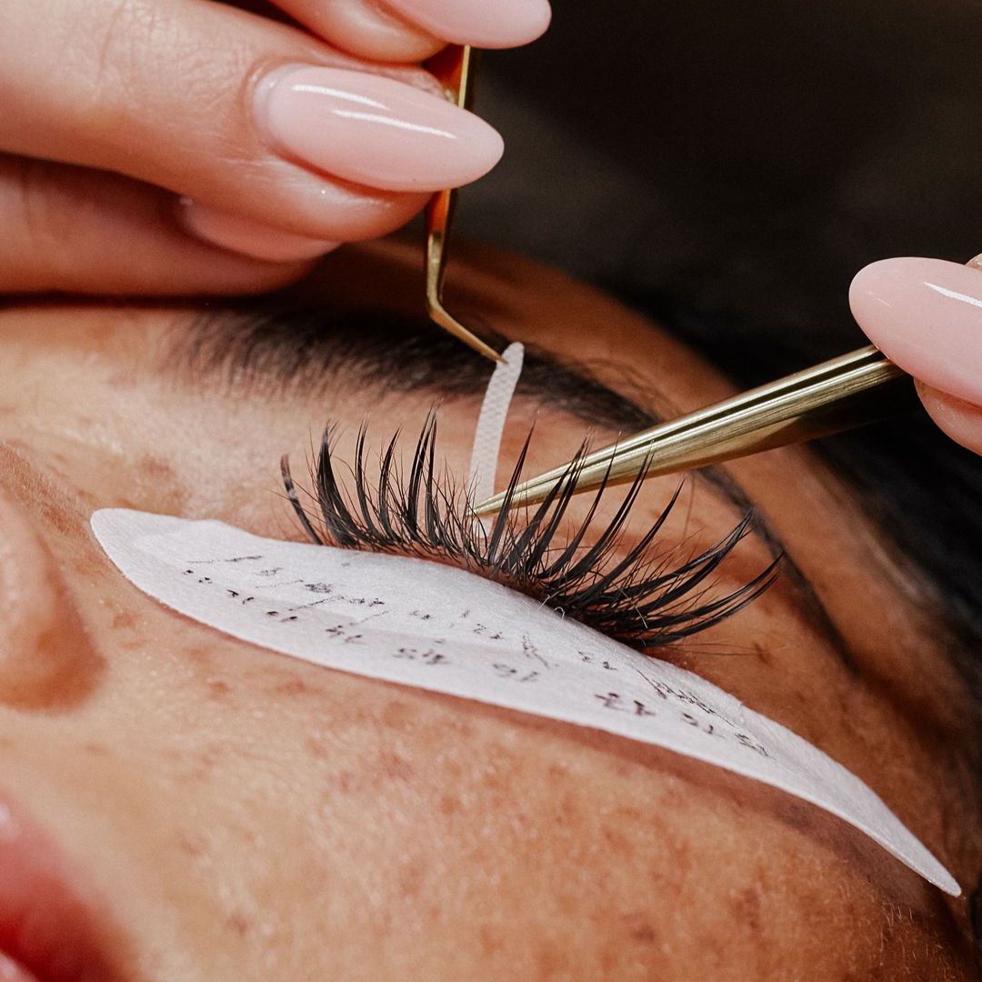 Using Eyelid Tape for Eyelash Extensions