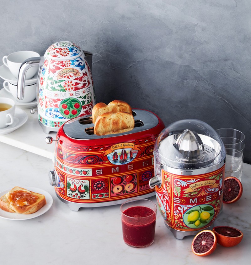 The Most Beautiful Design Kettle from Smeg – 