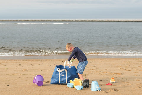 blue beach tote bag