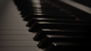 Cinematic Piano by Dreamnote Music