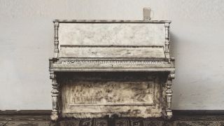 Saloon Bar Piano by Dreamnote Music