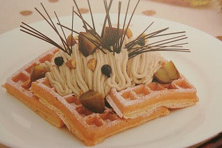 Now is the season...Mont Blanc waffles...delicious!