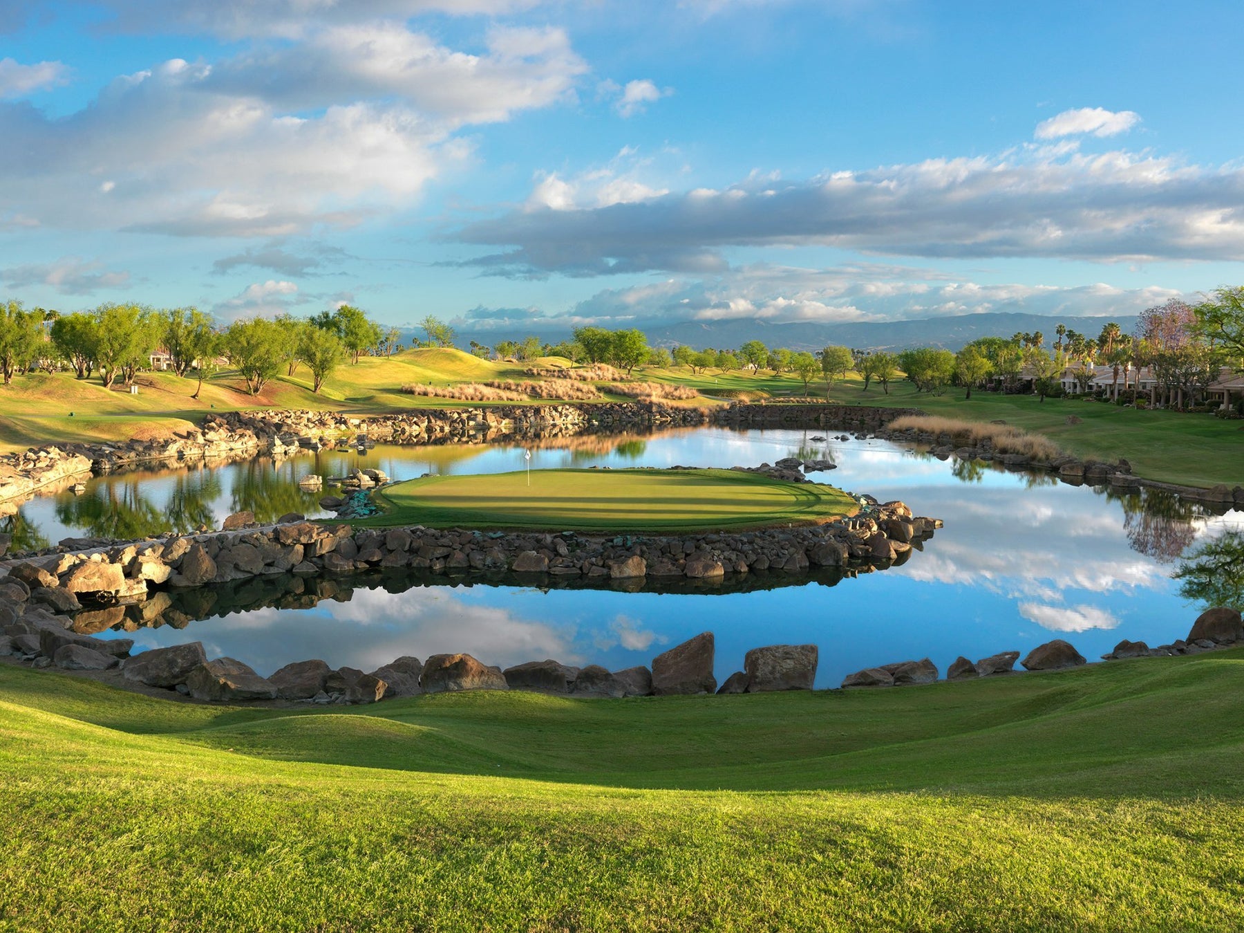 stadium tours golf