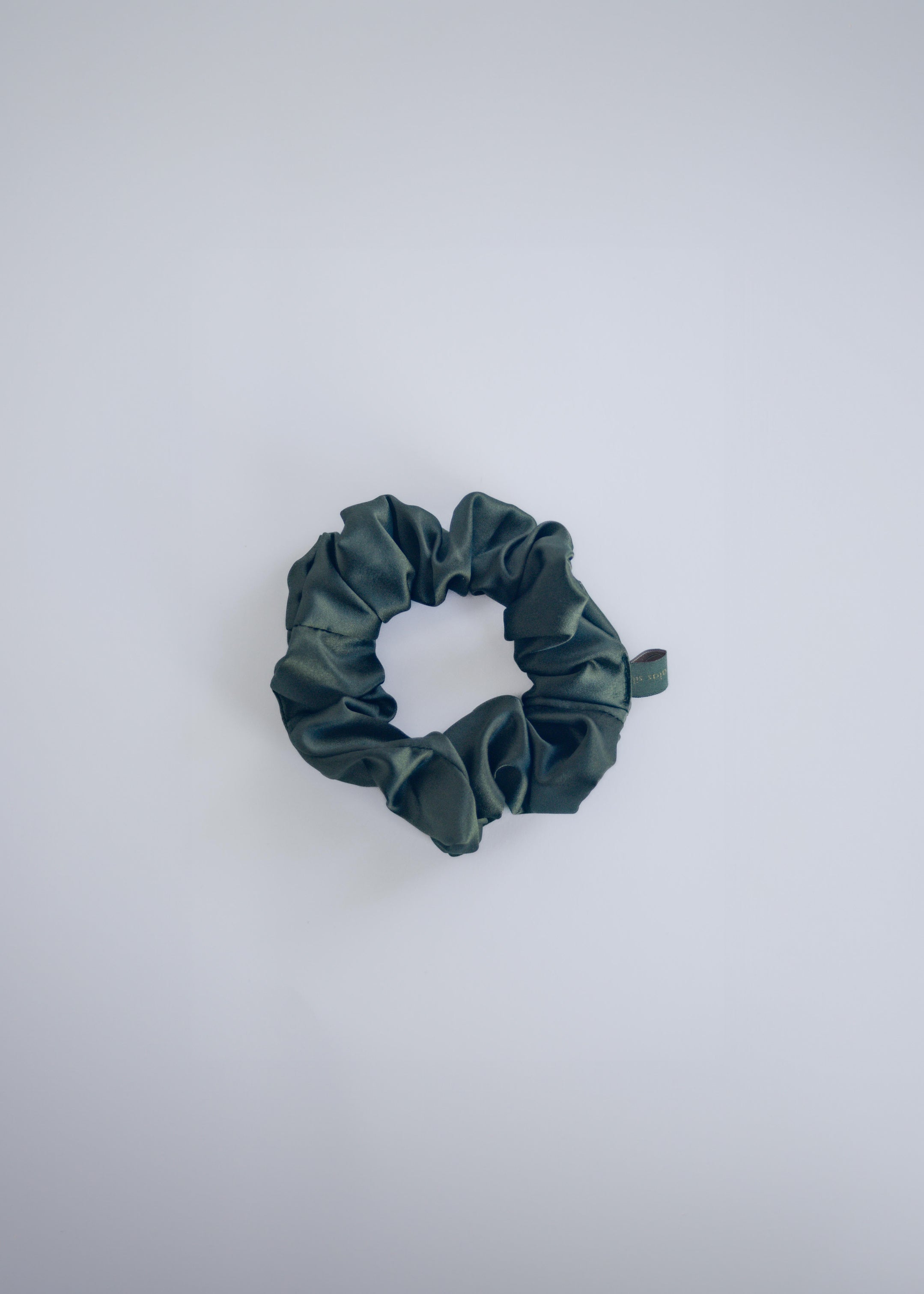 Silk Scrunchie in Rich Green