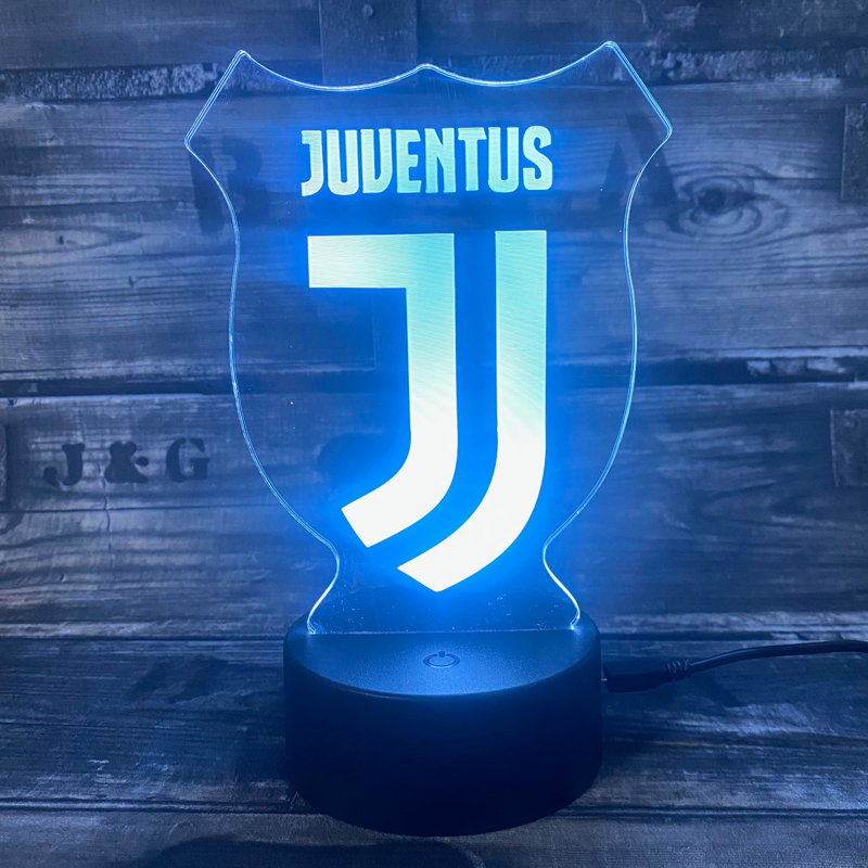 Billede af Juventus 3D Fodbold lampe - Lyser i 7 farver