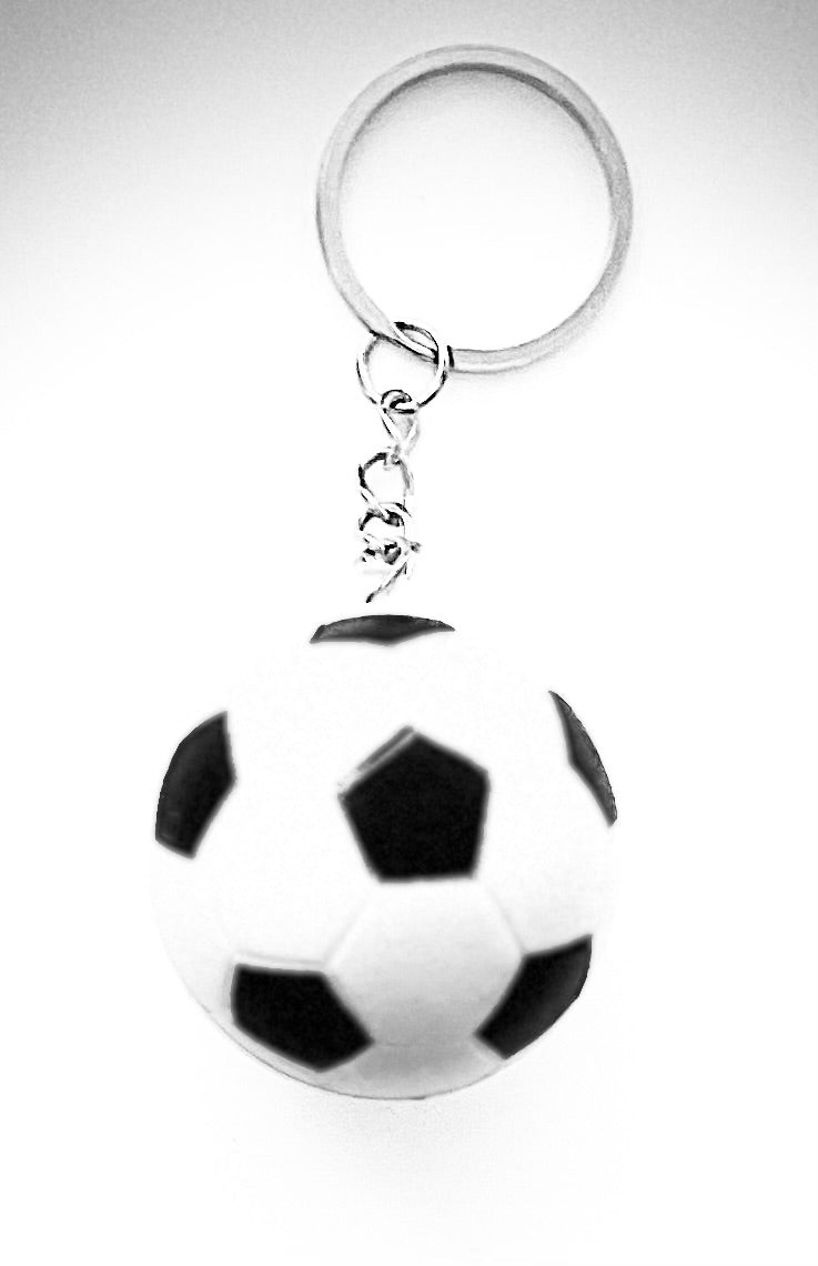 Billede af Nøglering med fodbold, sort/hvid - 1 stk.