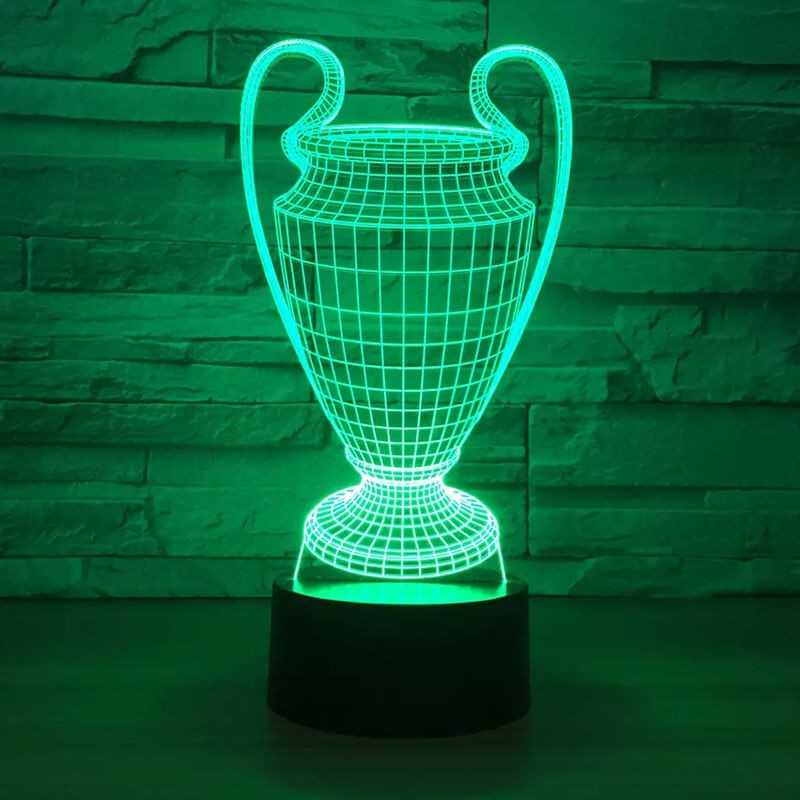 Billede af Fodbold lampe med pokal 3D - Lyser i 7 farver