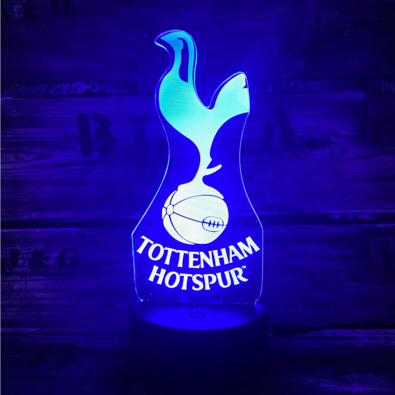 Billede af Tottenham 3D Fodbold lampe - Lyser i 7 farver