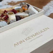 Afbeelding in Gallery-weergave laden, The Cheese Box To Share 6p
