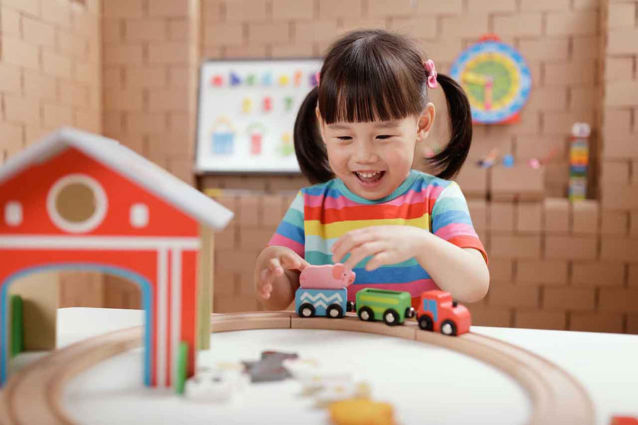 It can teach children logical operations, physical concepts, engineering structures, etc., which is very helpful for children to generate learning motivation and develop problem-solving ability, and those related to circuits can also be included in engineering toys.