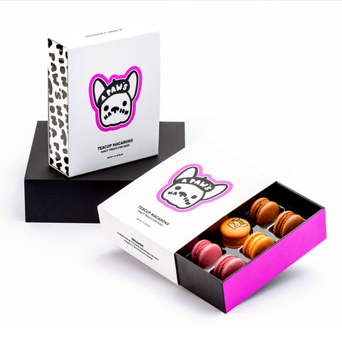 A Paw's Nation Macaron Box Deleash flavor, Raspberry, Mango, Sans-Chocolat