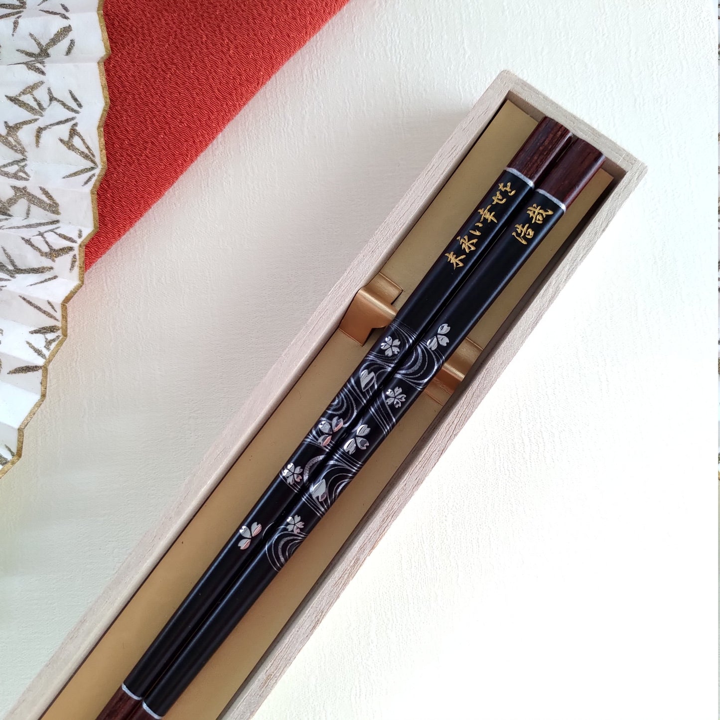 Tiny flowers Japanese chopsticks with golden blur design brown red - SINGLE  PAIR WITH ENGRAVED WOODEN BOX SET