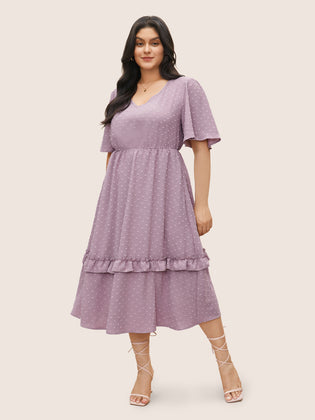 Polka Dot V Neck Pocket Ruffle Midi Dress1.jpg__PID:433c1cd7-a21e-4258-9939-4090834100ee