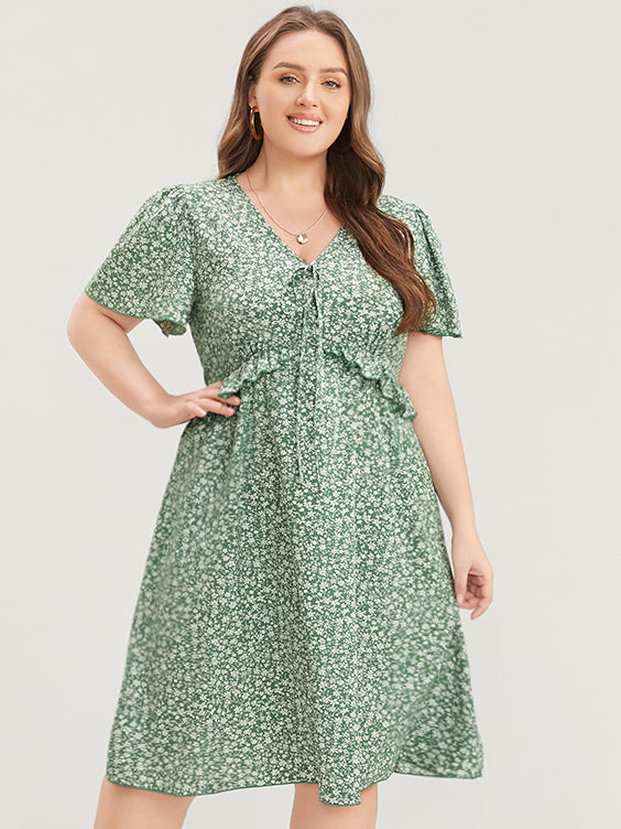 

Plus Size Women Dailywear Ditsy Floral Ruffles Ruffle Sleeve Short Sleeve V Neck Pocket Elegance Dresses BloomChic, Mint