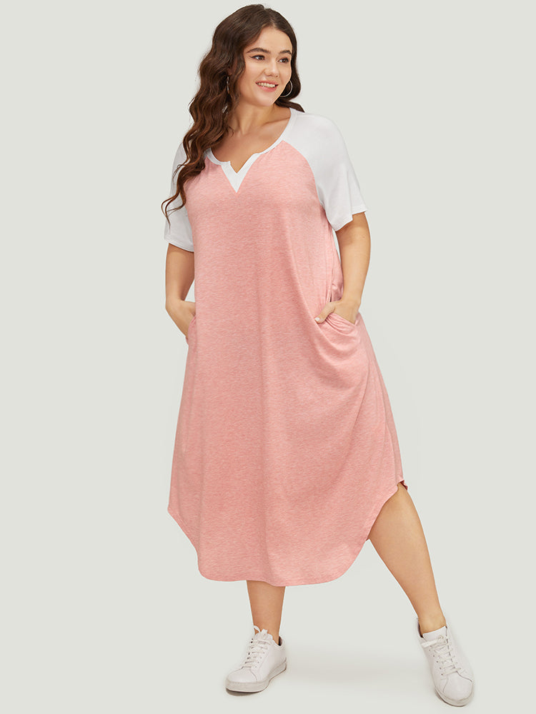 

Plus Size Women Dailywear Colorblock Contrast Raglan sleeve Short sleeve Notched collar Pocket Casual Dresses BloomChic, Pink