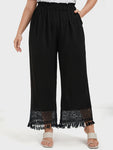 Solid Elastic Waist Contrast Lace Pocket Pants