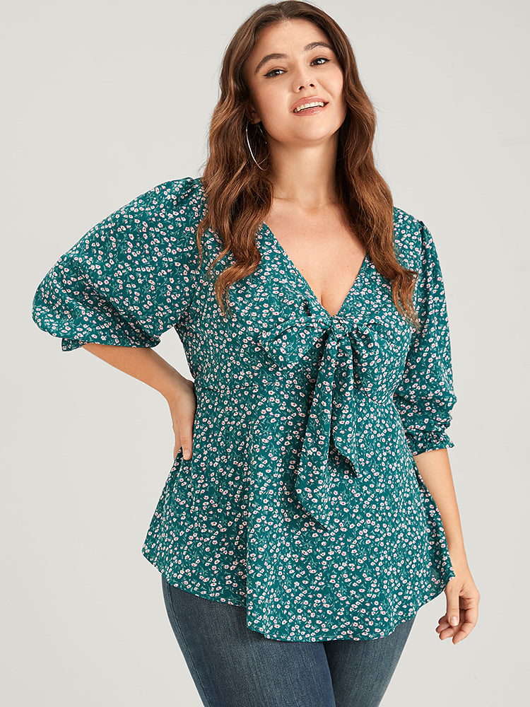 

Plus Size Women Dailywear Ditsy Floral Ties Puff Sleeve Three Quater Length Sleeve V Neck Elegance Blouses BloomChic, Emerald