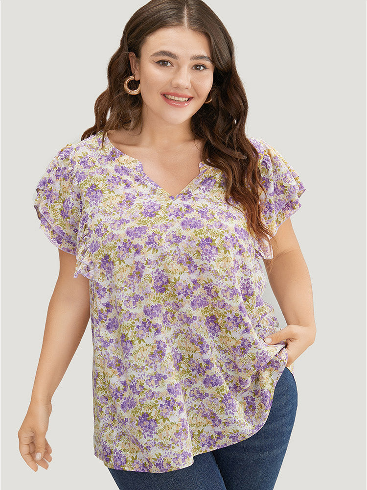 

Plus Size Women Dailywear Ditsy Floral Tiered Ruffle Sleeve Short Sleeve Notched Elegance Blouses BloomChic, Lilac