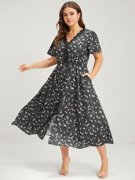 Flutter Sleeves Pocketed Floral Print Lace Midi Dress