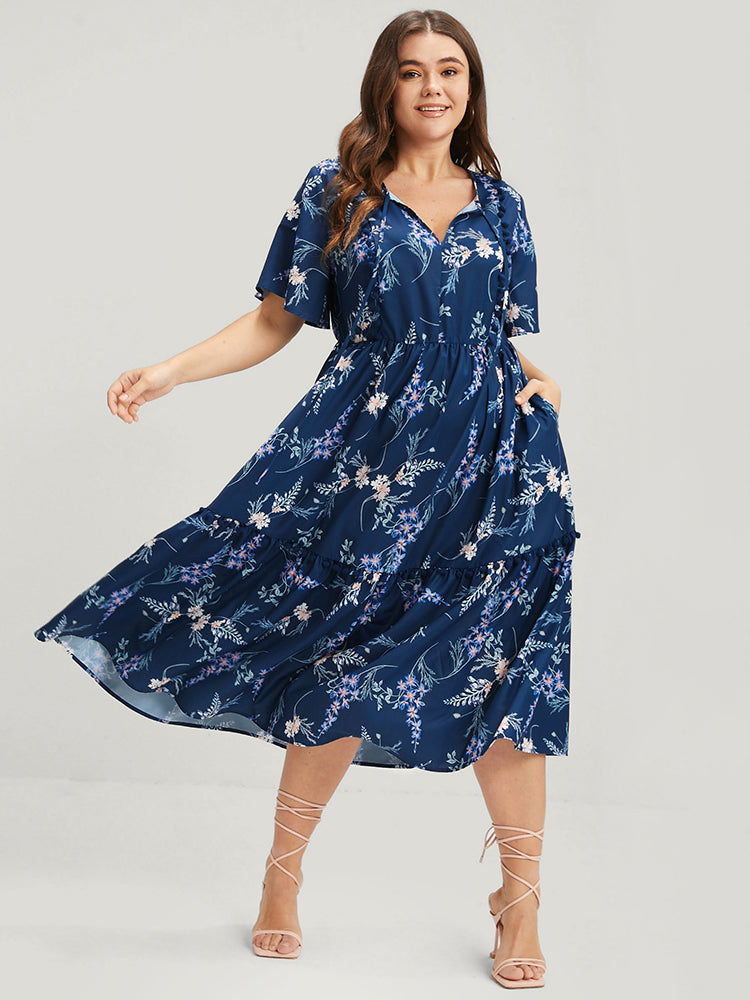 

Plus Size Women Dailywear Floral Ties Ruffle Sleeve Short Sleeve V Neck Pocket Dating Dresses BloomChic, Dark blue