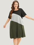 Pocketed Colorblocking Round Neck Dress